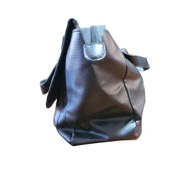 Loungefly Hello Kitty Black Quilted Purse - Picture 8 of 16